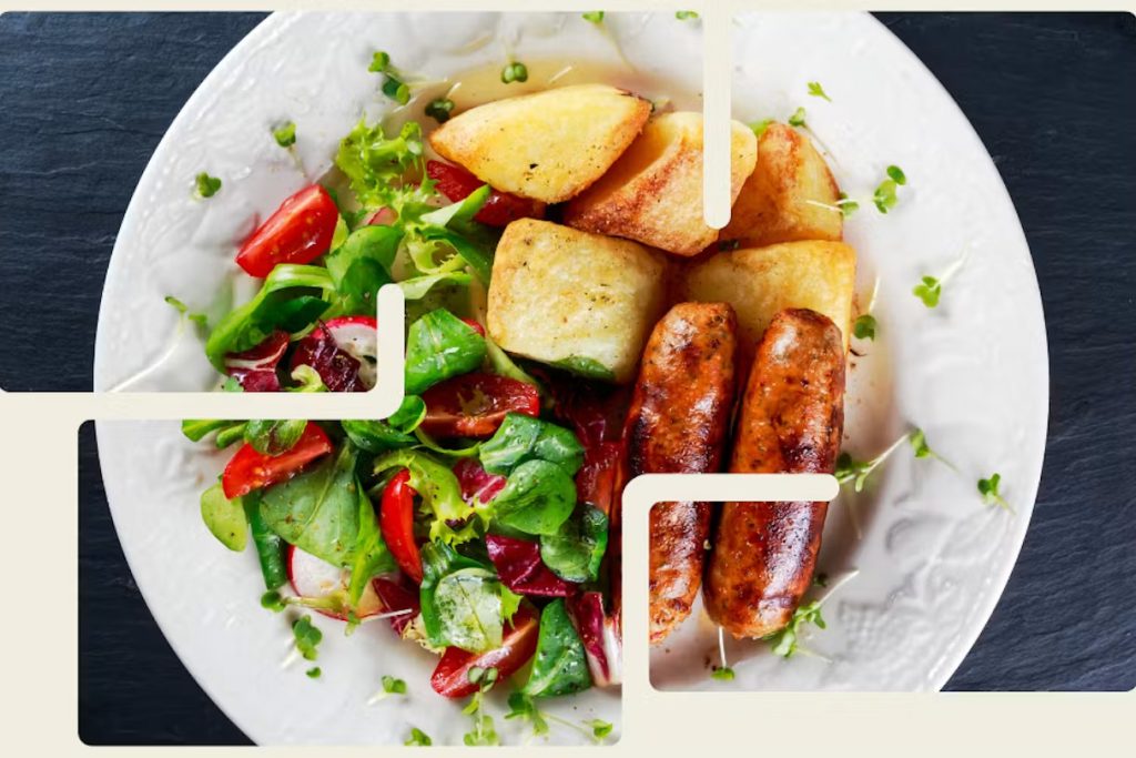 Fællesspisning - Tallerken med grillede pølser