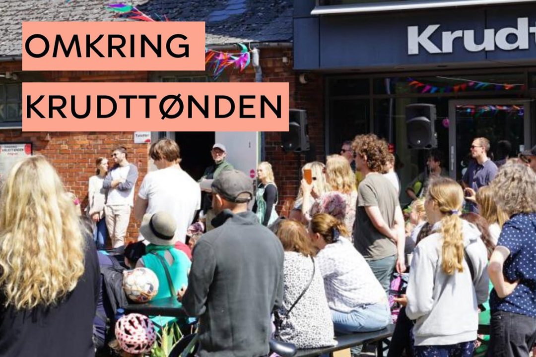 Mennesker foran Krudttønden - Omkring Krudttønden